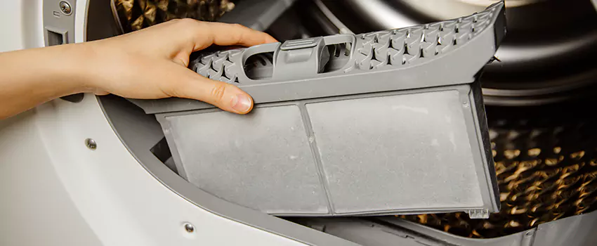 Signs Of A Clogged Dryer Lint Trap in Middleton, Wisconsin